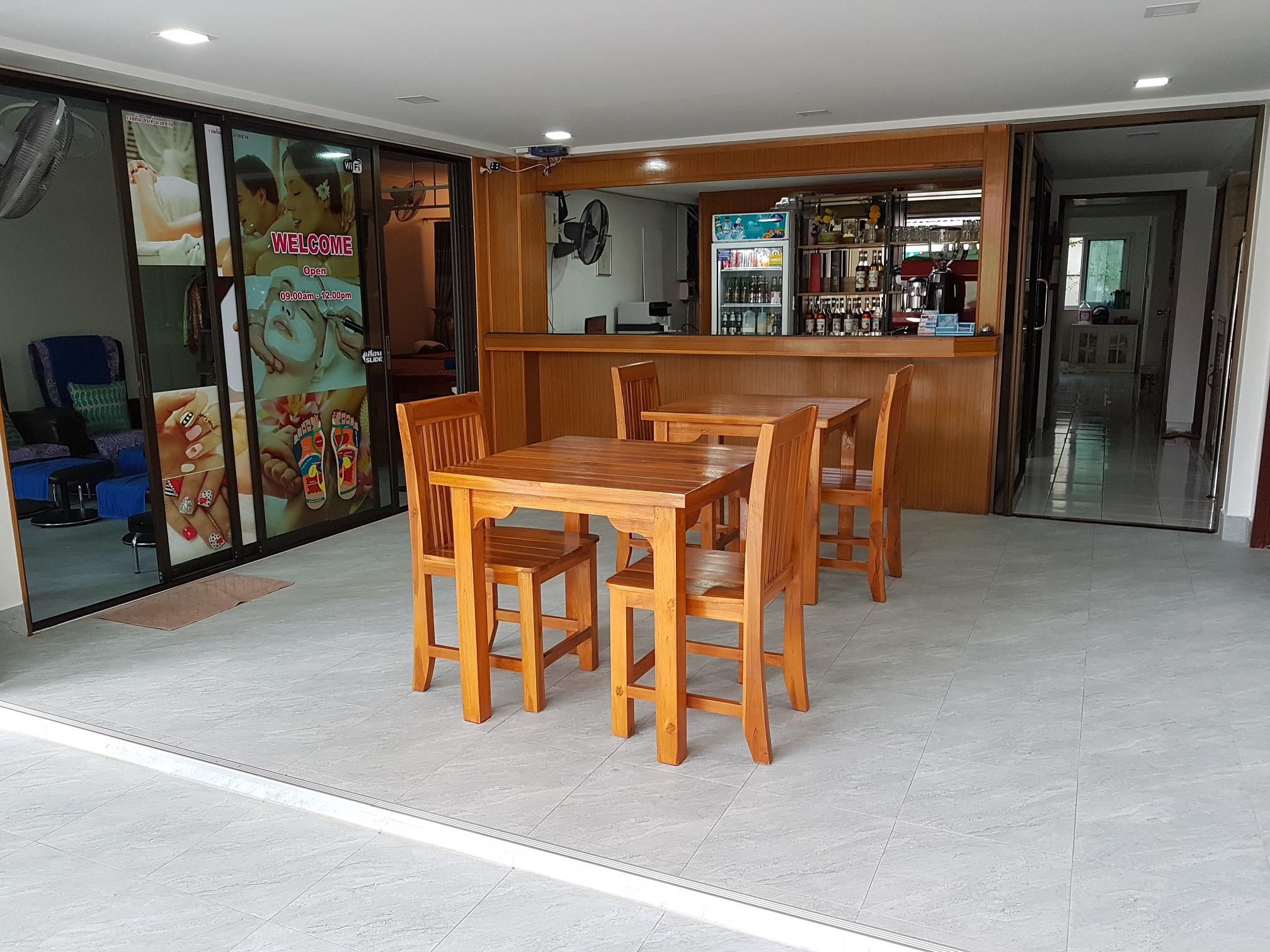 Welcome Inn Hotel @ Karon Beach. Single Room From Only 500 Baht Пхукет Екстер'єр фото