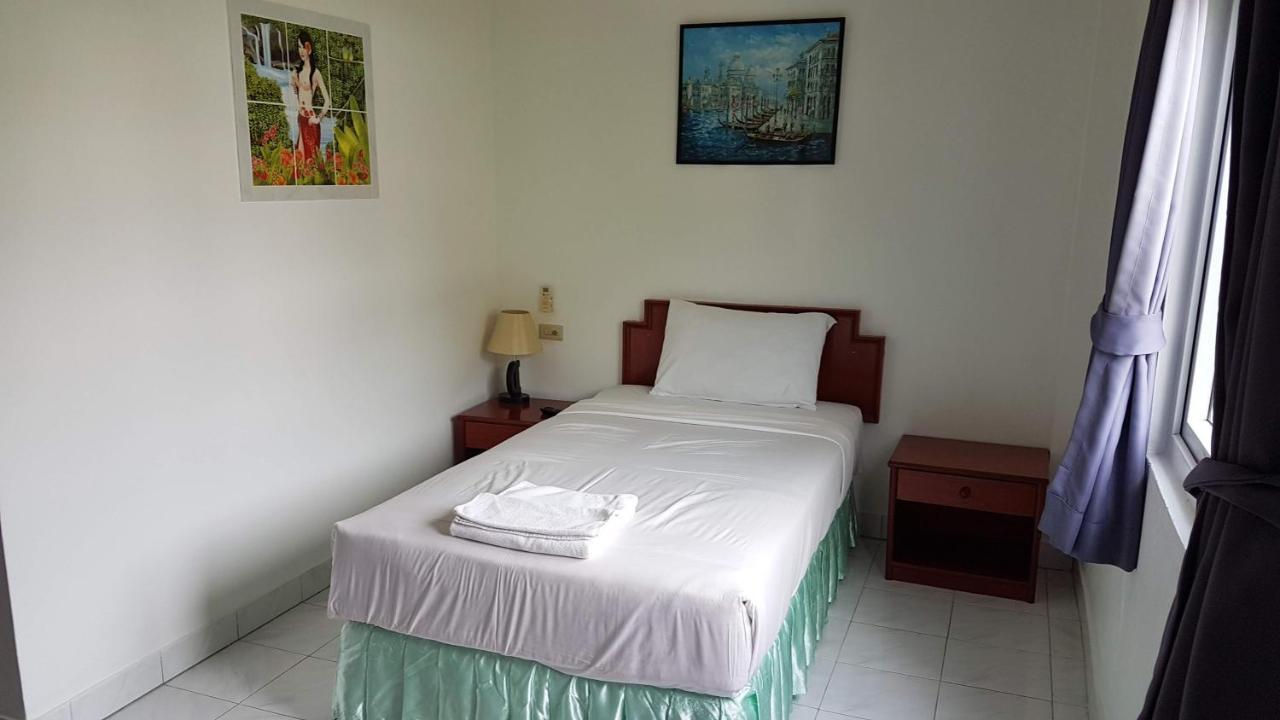 Welcome Inn Hotel @ Karon Beach. Single Room From Only 500 Baht Пхукет Екстер'єр фото